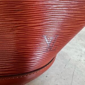 Authentic Louis Vuitton Saint Jacques Shoulder Bag PM Cognac Epi